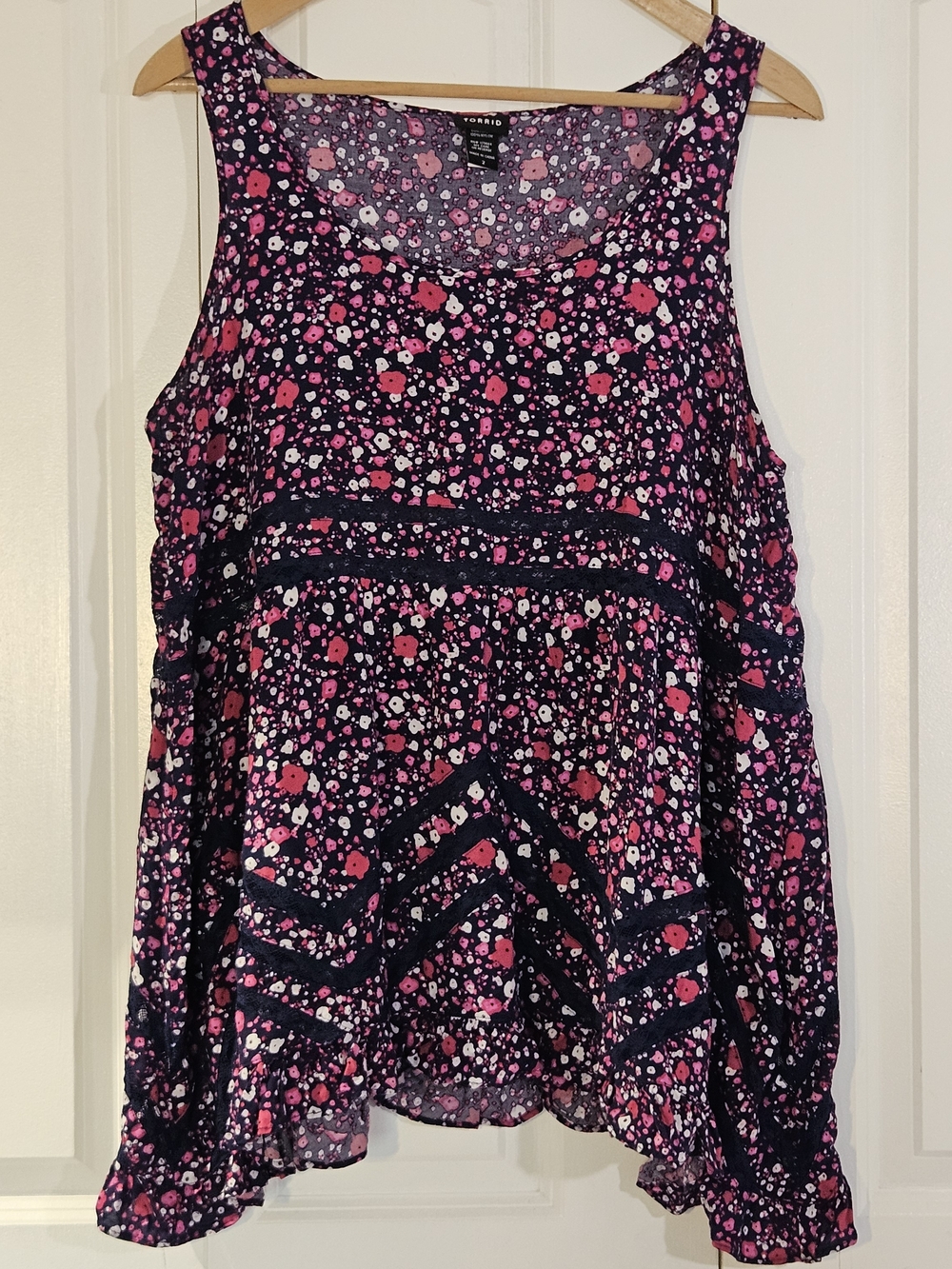 Torrid Women's Tank Top Size 2 Purple Floral Flowy Mesh Cutout Boho Hippie Indie